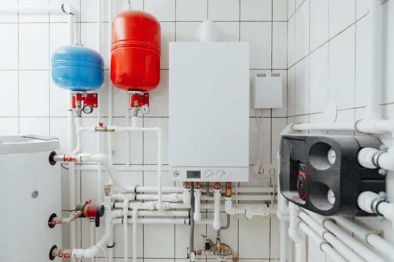Chauffe-eau &eacute;lectrique ou thermodynamique, lequel choisir ?